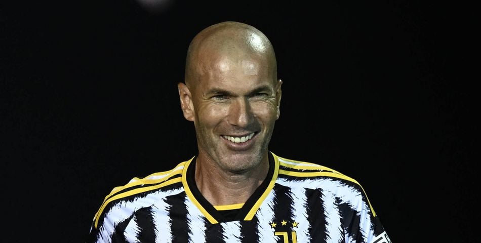 Together, A Black & White Show Zinedine Zidane During The Together, A ...