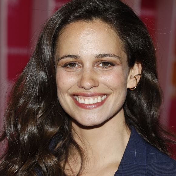 Lucie Lucas pour la série "Cannes Confidential" - Photocall lors de la 5ème saison du festival International des Séries "Canneseries" à Cannes le 4 avril 2022. © Denis Guignebourg / Bestimage