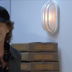 Mick Jagger dans un sketch de l'émission "The Tonight Show with Jimmy Fallon" pour la promotion de l'album Hackney Diamonds à New York