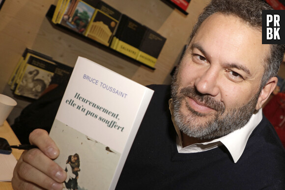 Bruce Toussaint - Festival du Livre de Paris 2023 au Grand Palais Éphémère à Paris le 22 avril 2023. © Cedric Perrin / Bestimage