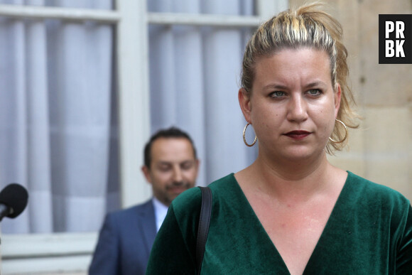 Mathilde Panot, présidente du groupe LFI à l'assemblée nationale et à la sortie d'une réunion avec la Première ministre et les présidents de groupes parlementaires de l'Assemblée nationale et du Sénat à l'hôtel de Matignon, Paris, le 3 juillet 2023. © Stéphane Lemouton / Bestimage