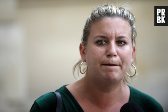 Mathilde Panot, présidente LFI à l'assemblée nationale et à la sortie d'une réunion avec la Première ministre et les présidents de groupes parlementaires de l'Assemblée nationale et du Sénat à l'hôtel de Matignon, Paris, le 3 juillet 2023. © Stéphane Lemouton / Bestimage