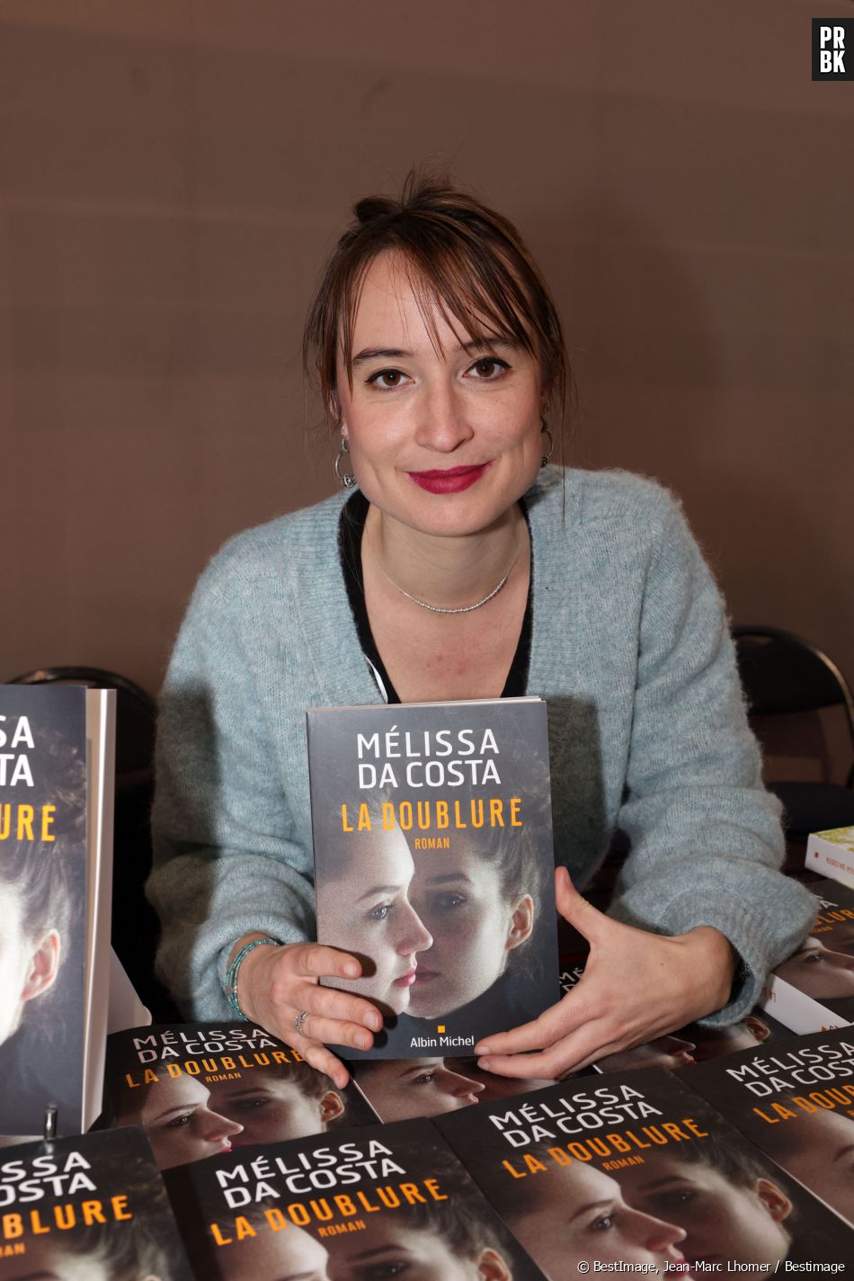 Avec plus d'un million de livres vendus en 2023, Mélissa Da Costa détrône  Musso
