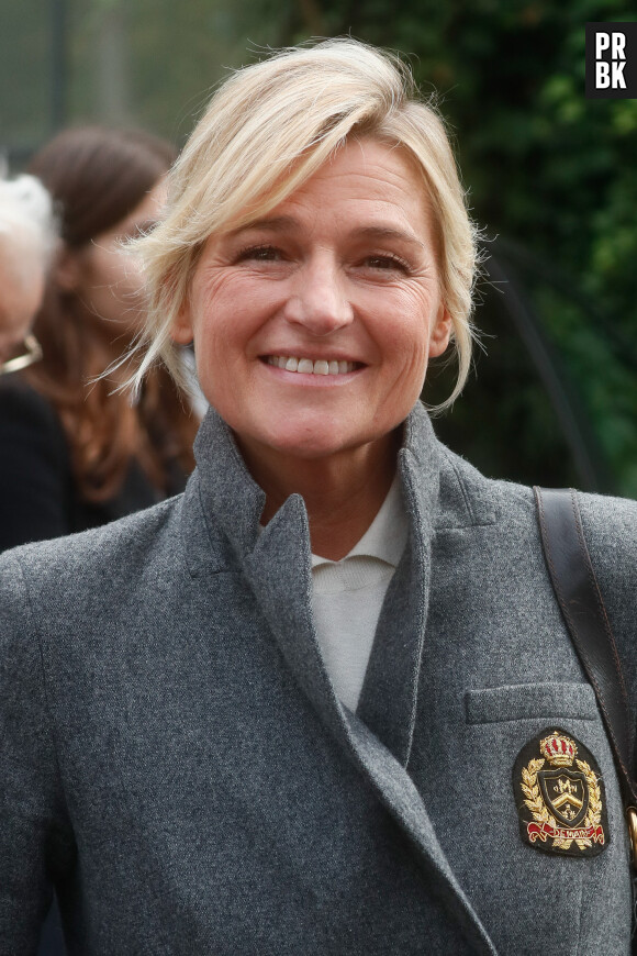 Semi-Exclusif - Anne-Elisabeth Lemoine - Arrivées à l'enregistrement de l'émission "Vivement Dimanche", présentée par M.Drucker et diffusée sur France 3 le 19 novembre, au Studio Gabriel à Paris. Le 31 octobre 2023 © Christophe Clovis / Bestimage