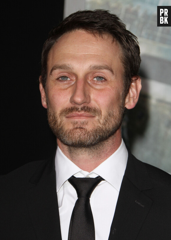 Josh Stewart - Première du film "The Finest Hours" à Hollywood. Le 25 janvier 2016  The Finest Hours Premiere held at The TCL Chinese Theatre in Hollywood, California. On january 25th 2016 
