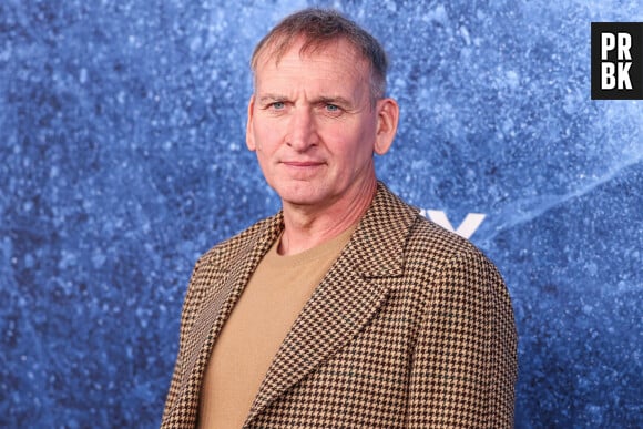 Los Angeles, CA - Celebrities attend the Los Angeles premiere of Warner Bros.' "True Detective: Night Country" at Paramount Theatre in Los Angeles, California. Pictured: Christopher Eccleston 