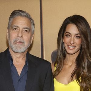 George Clooney and Amal Clooney - Première du film "The Boys in The Boat" à Los Angeles, le 11 décembre 2023.