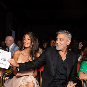 Emma Thompson, Amal Clooney, George Clooney - Les célébrités assistent à la cérémonie des "DVF Awards" (Diane von Furstenberg et The Diller-von Furstenberg Family Foundation Awards) lors du 80ème Festival International du Film de Venise (Mostra), le 31 août 2023.