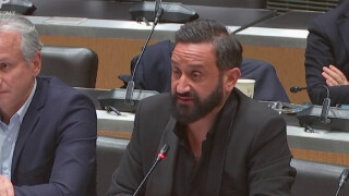 "Je crois que c'est de la diffamation..." : Cyril Hanouna calme un député et lui rappelle la loi face à ses accusations à l'Assemblée