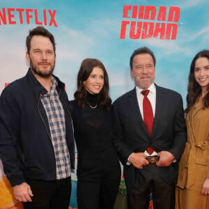 Chris Pratt, Katherine Schwarzenegger, Arnold Schwarzenegger, Christina Schwarzenegger à la première du film "Fubar" à Los Angeles, le 22 mai 2023.