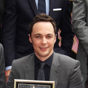 Jim Parsons - Jim Parsons laisse ses empreintes dans le ciment hollywoodien au TCL Chinese Theater à Hollywood, le 10 mars 2015