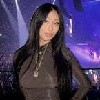 "La vulgarité incarnée" : Jade Hallyday poste des photos au Cap d'Agde et choque les internautes, "C'est indécent !"