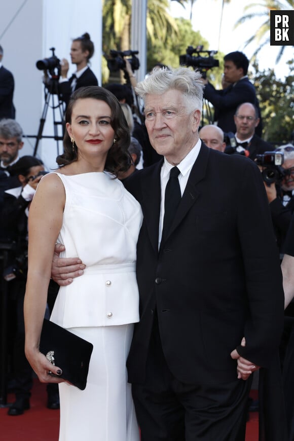 David Lynch, sa femme Emily Stofle - Montée des marches de la cérémonie de clôture du 70ème Festival International du Film de Cannes. Le 28 mai 2017. © Borde-Jacovides-Moreau/Bestimage  Red carpet of closing ceremony of the 70th Cannes International Film festival. On may 28 2017 