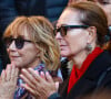 Marie-Anne Chazel et Carole Bouquet - Sortie des Obsèques de Michel Blanc en l'église Saint-Eustache à Paris, le 10 octobre 2024. © Moreau / Jacovides / Bestimage
Cause de la disparition de Michel Blanc : le comédien aurait fait une réaction allergique lors d'un examen médical le 3 octobre 2024, mais pas en raison d'un produit injecté pour les besoins de son échographie. C'est un antibiotique administré en cas de problème rénale qui aurait provoqué la réaction, se transformant en oedème de Quincke