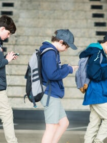 Un adolescent dépense 60 000 euros en jeux mobiles en seulement 4 mois et ruine ses parents en vidant toutes leurs économies