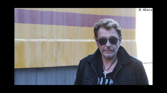 Johnny Hallyday dans TV Magazine ... album, amour, théâtre, tournée, tatouage