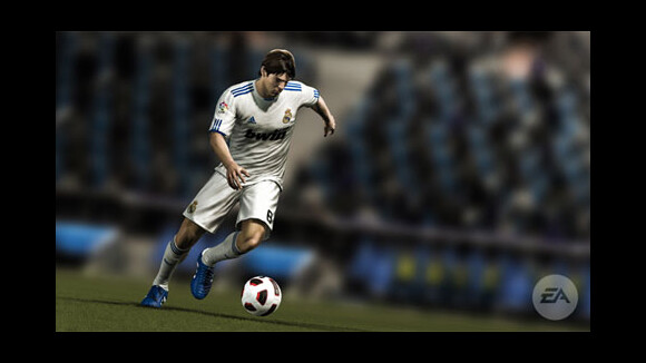 FIFA 12 VIDEO ... 10 minutes du jeu