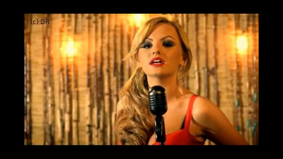 Alexandra Stan ... Super sexy dans Get Back, son nouveau clip (VIDEO)