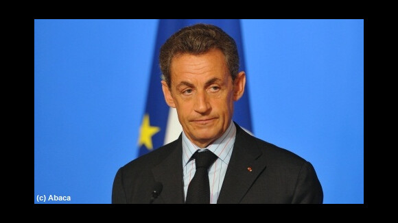 Nicolas Sarkozy agressé lors d’un déplacement : un problème de taille (VIDEO)