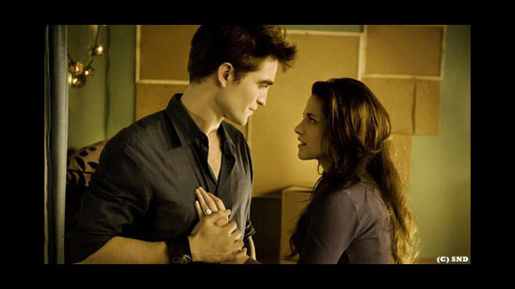 Kristen Stewart star d'un clip de Marcus Foster ... un ami de Robert Pattinson