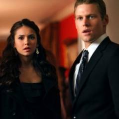 Vampire Diaries saison 3 : deux nouveaux personnages et la femme de Paul Wesley arrivent (SPOILER)