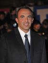Nikos sur le tapis rouge des NRJ Music Awards 2012.