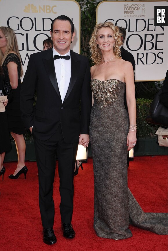 Jean Dujardin et Alexandra Lamy sur le tapis rouge des Golden Globes 2012