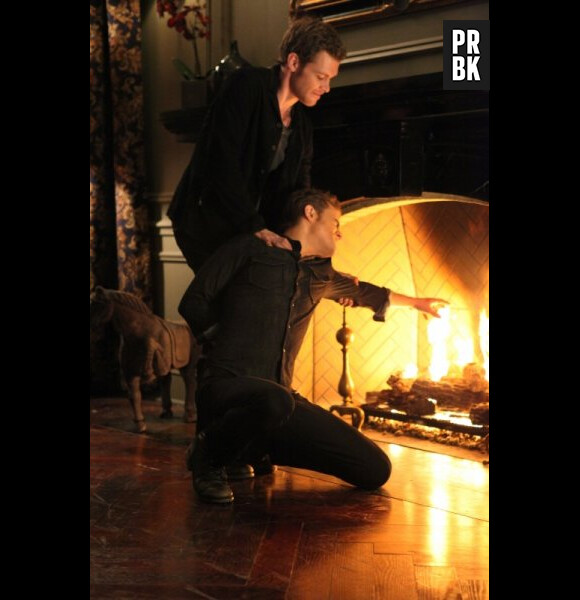 Klaus et Stefan dans Vampire Diaries saison 3