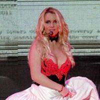 Britney Spears : Money Love &amp; Happiness et Peep Show, ses 2 chansons inédites déterrées