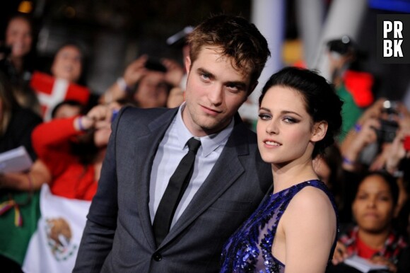 Robert Pattinson et Kristen Stewart en amoureux sur le tapis rouge