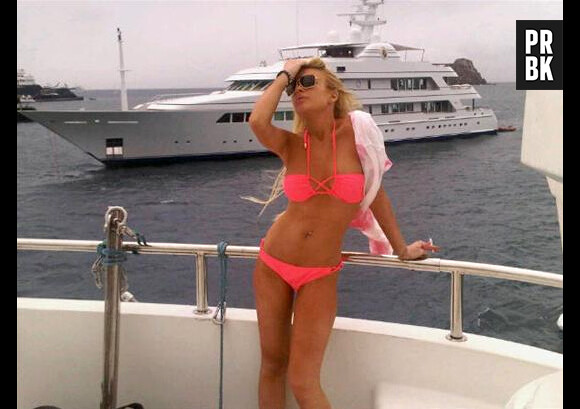 Lindsay Lohan ressort son tout petit petit bikini