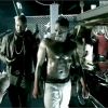Akon tout en muscle pour Hurt Somebody