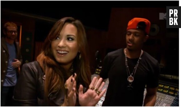 Demi Lovato retrouve le sourire quand Nick lui annonce que c'était un piège !