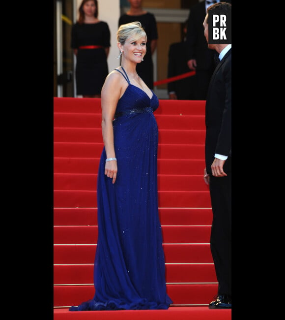 Reese Witherspoon enceinte sur le tapis rouge