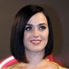 Katy Perry méga hot dans sa robe flashy