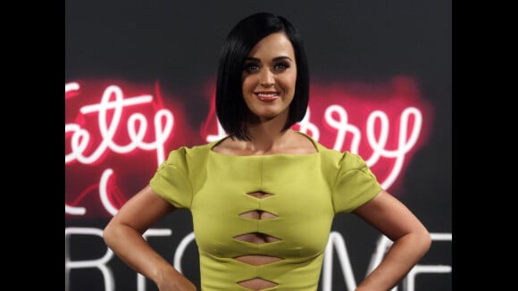Katy Perry : la sexy girl is back, laissez passer les boobs ! (PHOTOS)