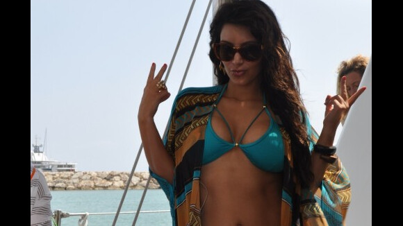 Kim Kardashian : une "perfect b*tch" qui ne se lasse pas des bikinis ! (PHOTOS)