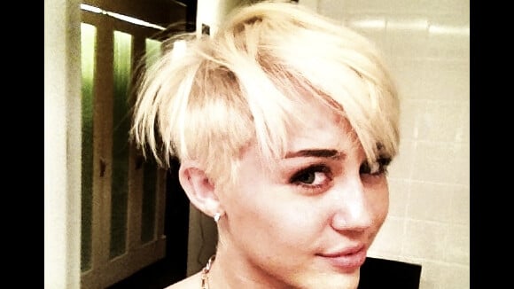 Miley Cyrus : sa nouvelle coupe de cheveux horrible ! (PHOTOS)
