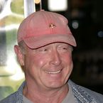Mort de Tony Scott : Dakota Fanning rend hommage à son réalisateur de Man on Fire