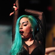 Lady Gaga : ses fesses à l&#039;air en plein concert pour se f*utre de Madonna !