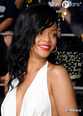 Rihanna ne lâche pas l'affaire avec Chris Brown !
