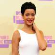 Rihanna, ultra glamour aux MTV VMA 2012