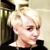Miley Cyrus est toujours une fifille à sa môman !
