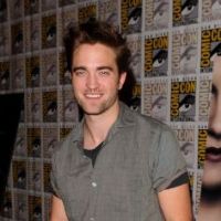 Robert Pattinson : Kristen Stewart ? Il n&#039;est pas fan des questions sur sa belle ! (VIDEO)