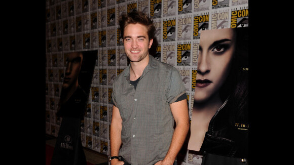 Robert Pattinson : Kristen Stewart ? Il n'est pas fan des questions sur sa belle ! (VIDEO)