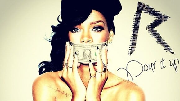 Rihanna : encore topless pour la pochette de son nouveau single ! (PHOTO)