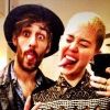 Miley Cyrus continue de nous poster des photos sur Twitter