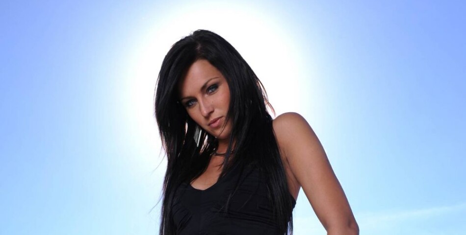 Laura, la DJette sexy des Ch&#039;tis à Las Vegas qui pourrait faire de l&#039;ombre à Charles !