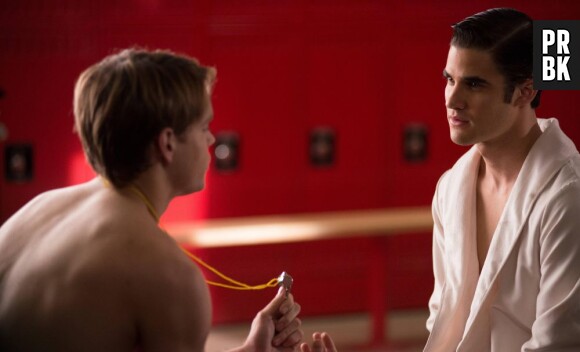 Blaine va se confier à Sam dans Glee