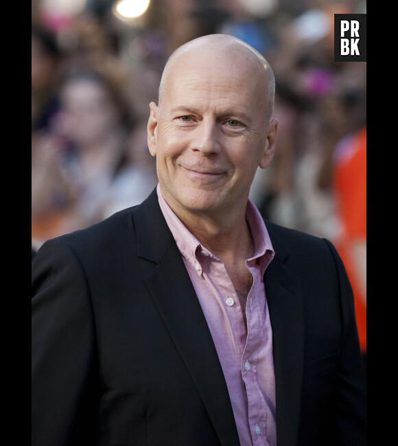 Bruce Willis présente son "fiston" dans Die Hard 5